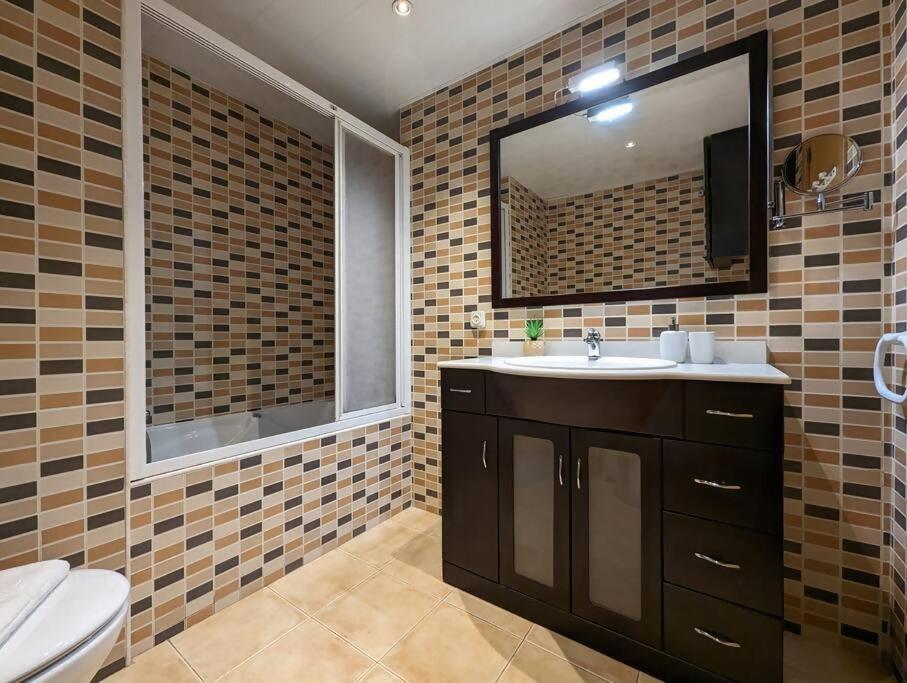 Apartamento Piscina En Platja Daro By Host&Joy Platja d'Aro Zewnętrze zdjęcie